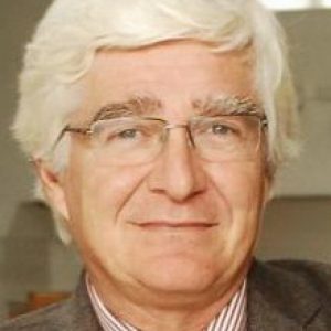 Luca Scacchetti, architekt kolekcji gabinetowej Ianus dla marki Tecno