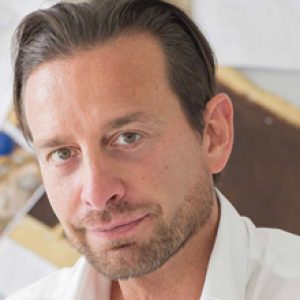 Matteo Nunziati, projektant systemu biurowego Blade i regału Elle dla i4Mariani