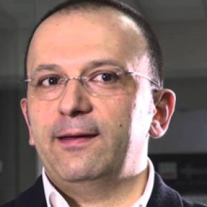 Paolo Pampanoni, architekt i projektant z Asyżu — twórca modułowego systemu ścianek działowych Mood marki Las Mobili