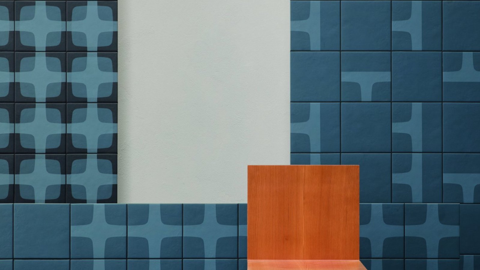 Sciana Betty od Mutina z grafiszna siatka Night Blue