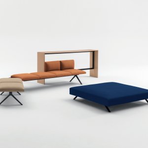 Modułowa sofa Kiik od Arper w strefie recepcji