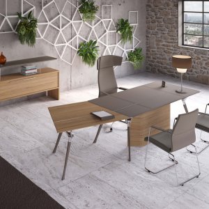 Noga z polerowanego odlewu aluminiowego pod blatem biurka Genesis