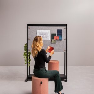 Listwa na akcesoria w aneksie Fluido od Martex