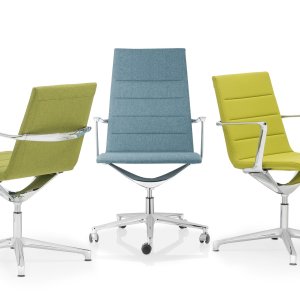 Zamknięte aluminiowe podłokietniki fotela Valea Chair