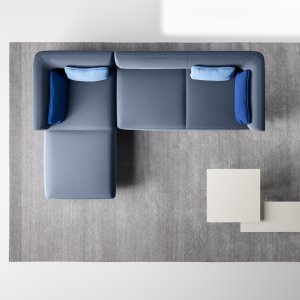 Niski stolik Node+ Ø 60 cm z naturalnego jesionu w lounge