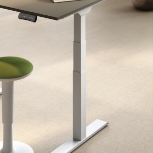 Panel COMFORT z funkcjami pamięci na biurku UP Plus