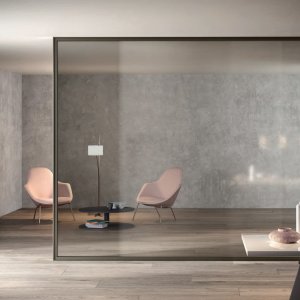 Ścianki działowe biurowe Simple Bold od Luconi z podwójnego szkła