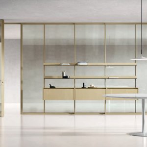 Półki Giano zamontowane na ściance Simple Bold