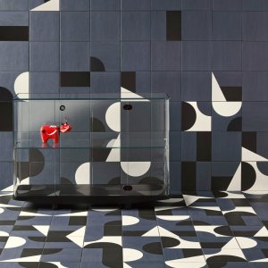 Ściana Puzzle w sali konferencyjnej