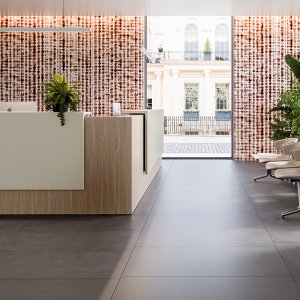 Moduły liniowe systemu Z2 od Quadrifoglio w jasnej melaminie
